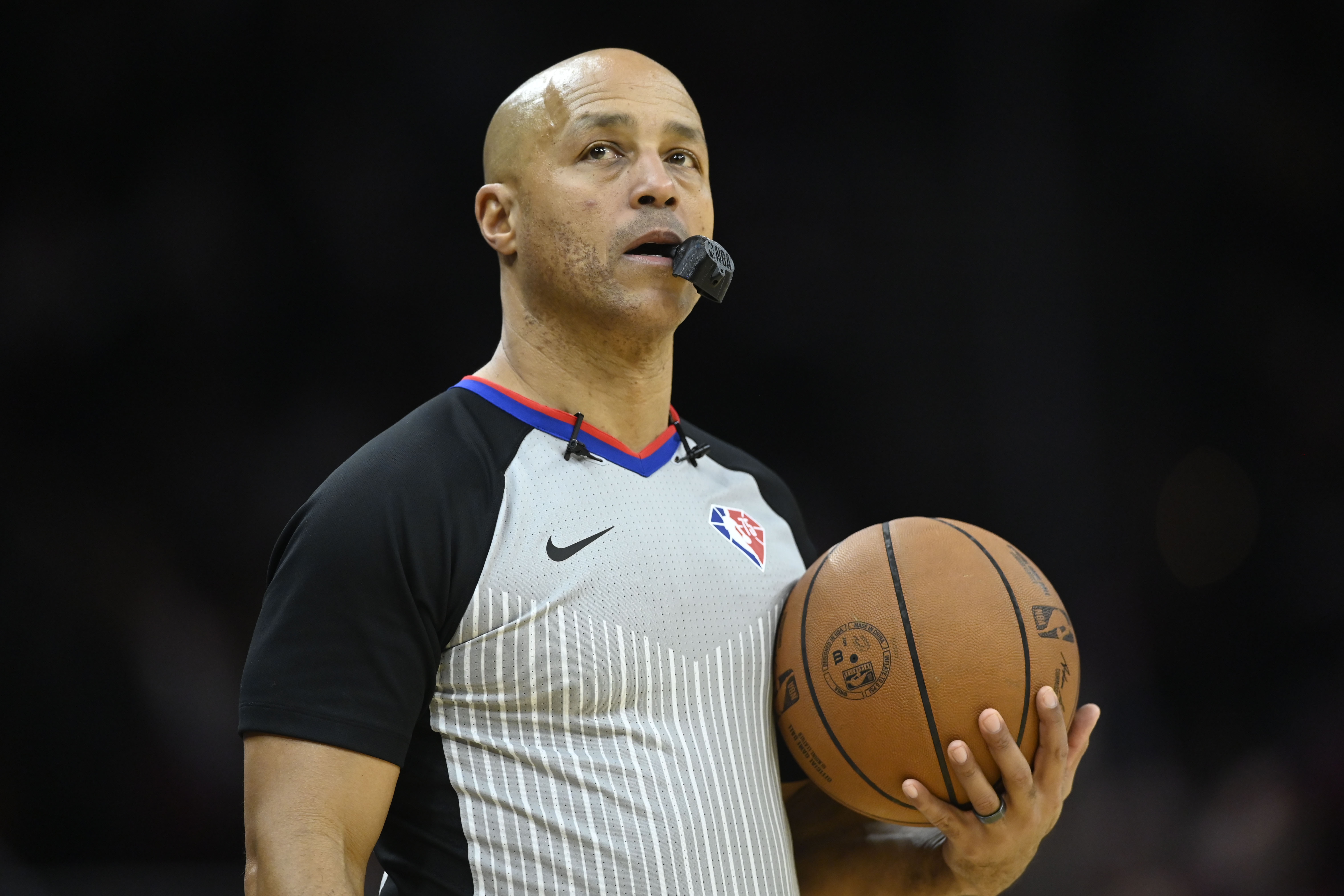 裁判名单公布后ESPN调升马刺胜率 西决G7悬念加剧