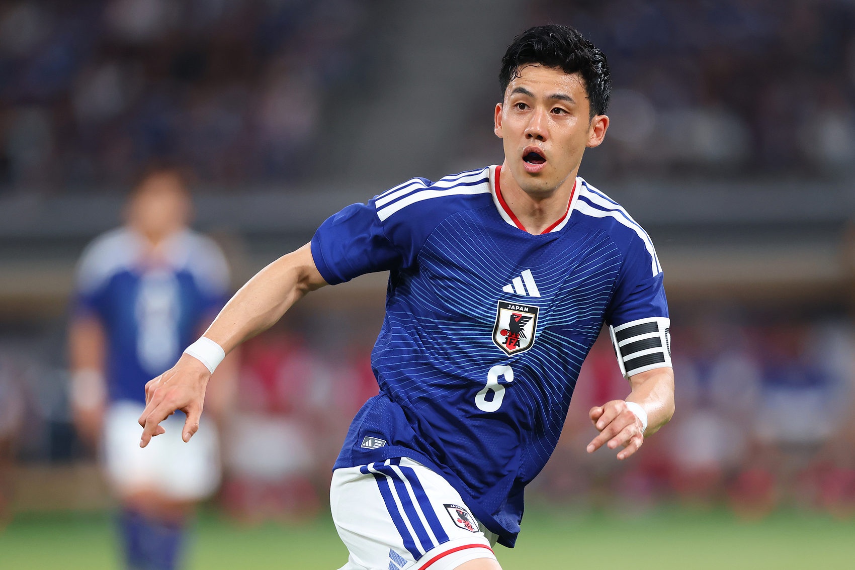 远藤航因伤退出世界杯,日本队补招町野修斗、板仓滉接任队长